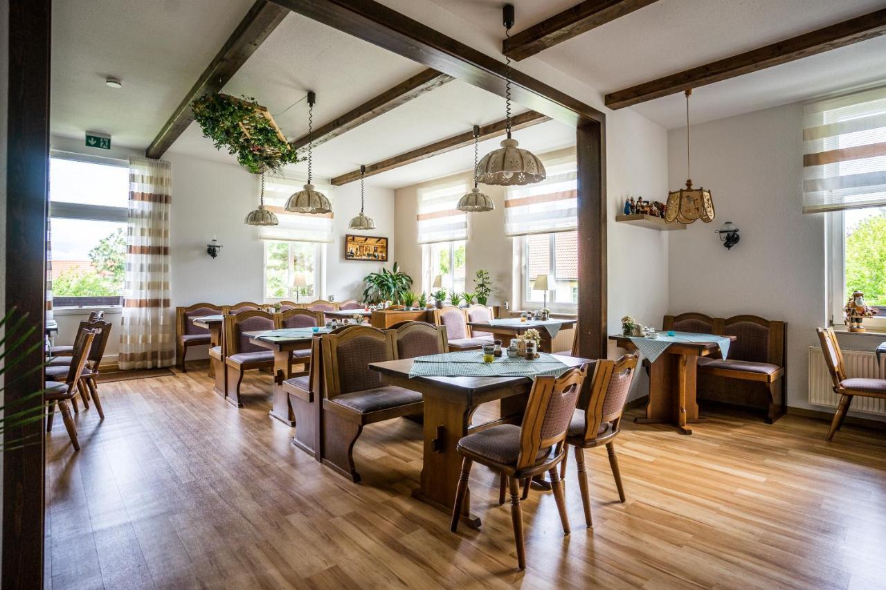 Pension Schweizer Hof 베르니게로데 외부 사진
